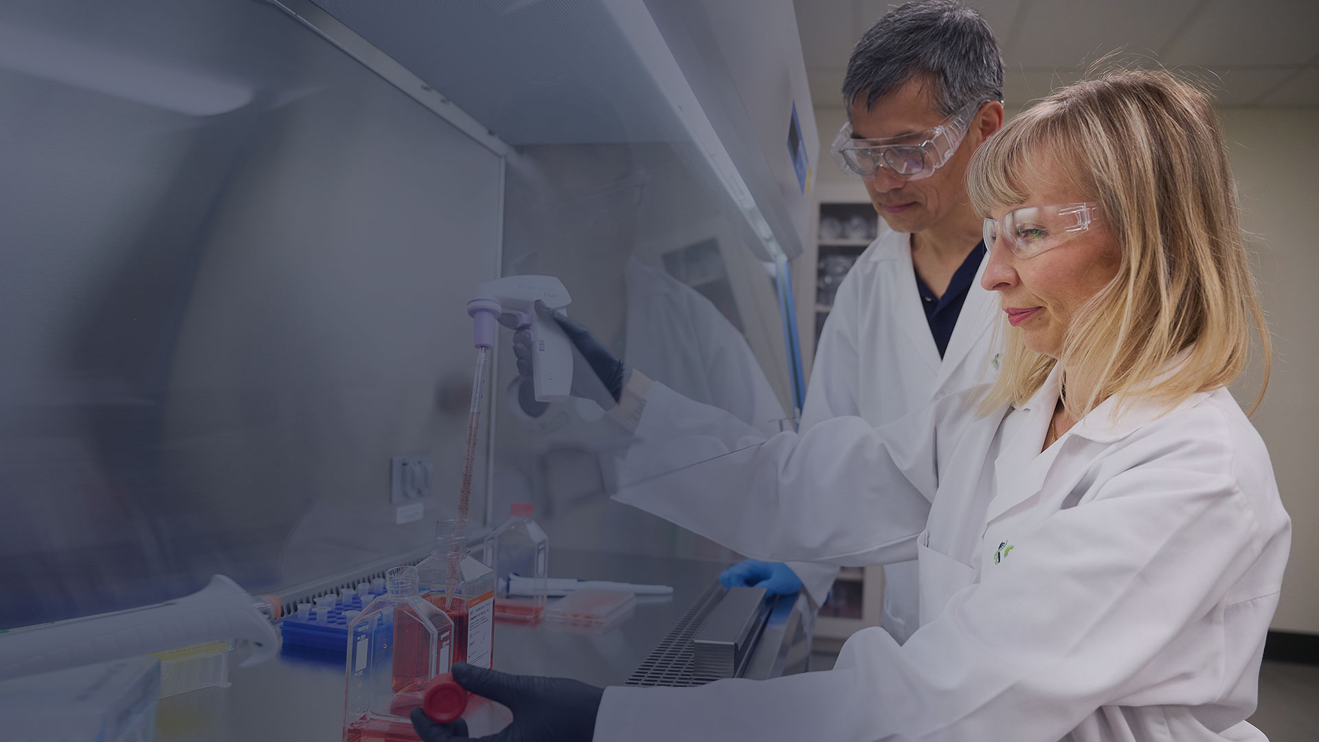 Onkure Scientists in lab